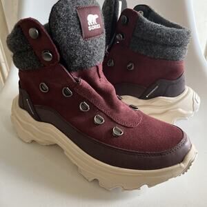 Sorel Kinetic Breakthru Conquest Waterproof Boots Cinder Bloodstone Women’s 9.5